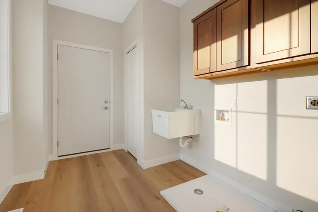 $399,000 | 31079 Magnolia Ridge Way, Lindstrom, MN 55045