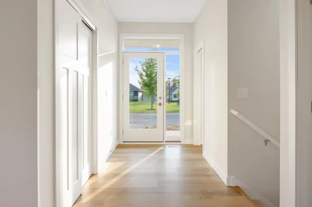 $399,000 | 31079 Magnolia Ridge Way, Lindstrom, MN 55045