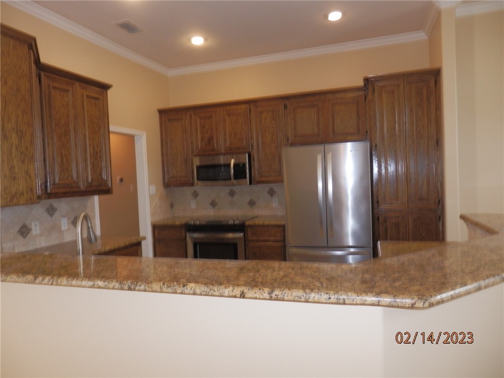 15853 Punta Espada Loop Corpus Christi, TX 78418 - Photo 4 of 29