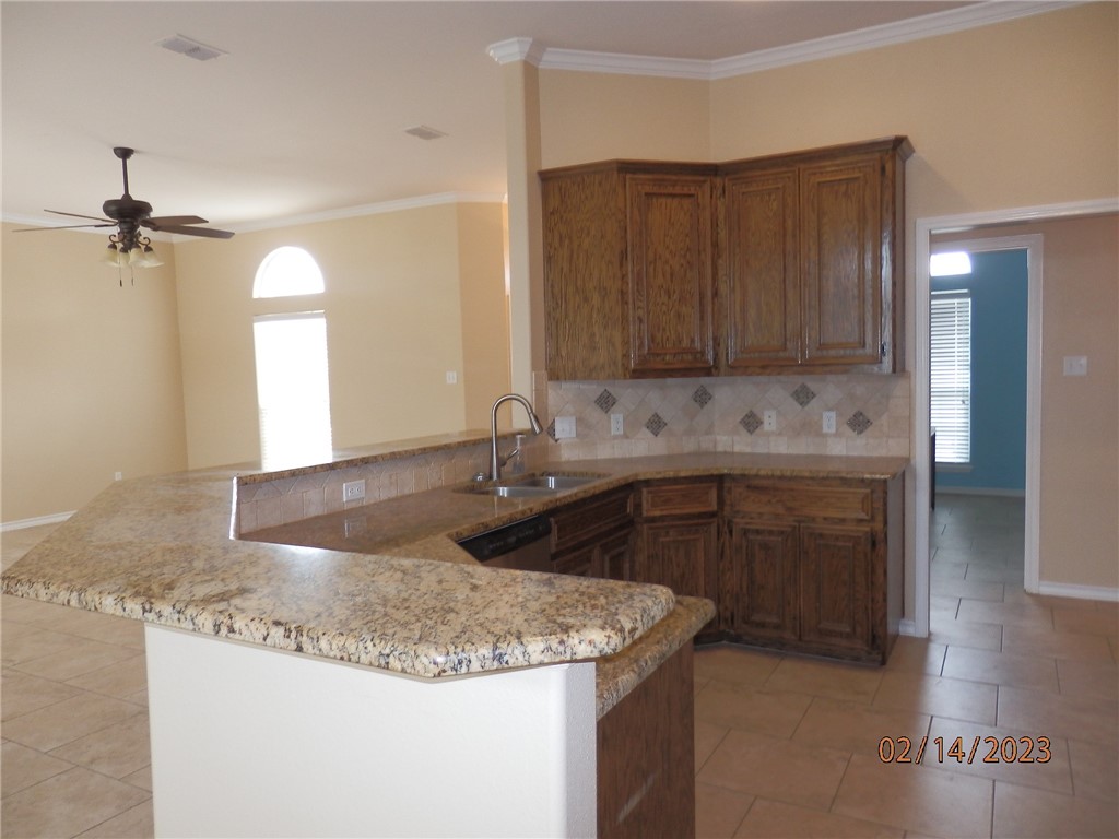 15853 Punta Espada Loop Corpus Christi, TX 78418 - Photo 6 of 29