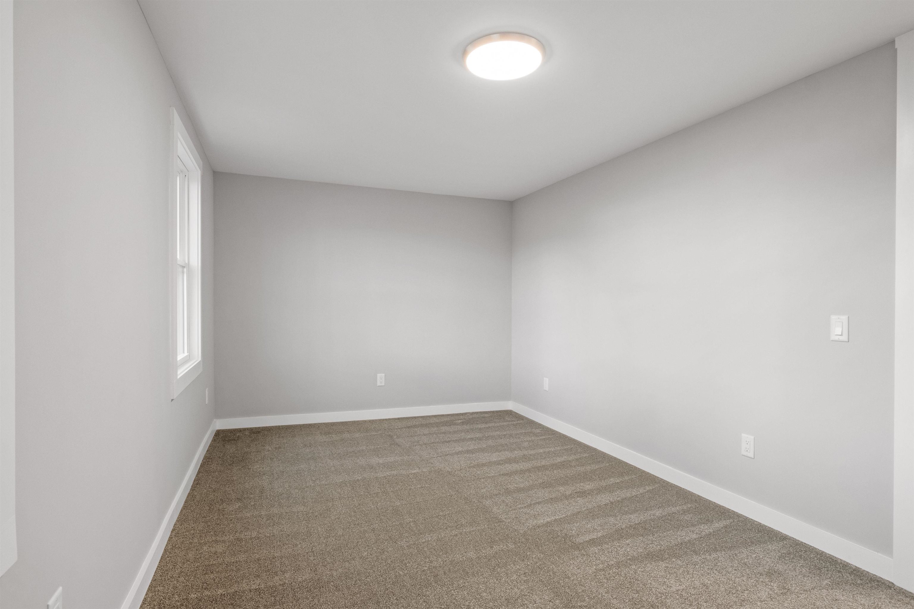 12 Conant Drive Concord, NH 03301 - Photo 11 of 44