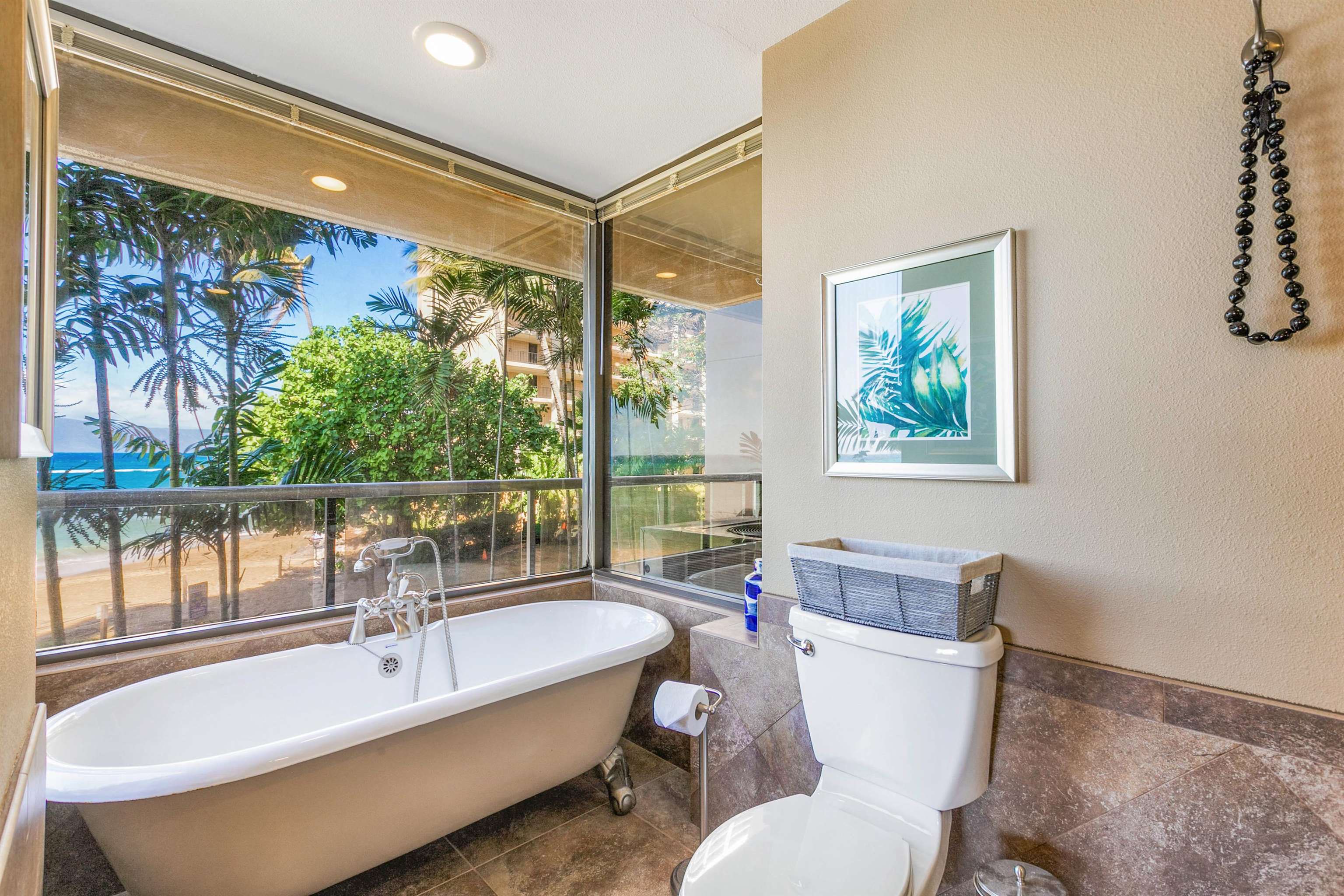 4299 Lower Honoapiilani Road, Unit 315 Lahaina, HI 96761 - Photo 11 of 30 Gallery Image 11