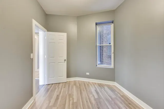 $1,800 | 6624 South Rhodes Avenue, Unit 1, Chicago, IL 60637