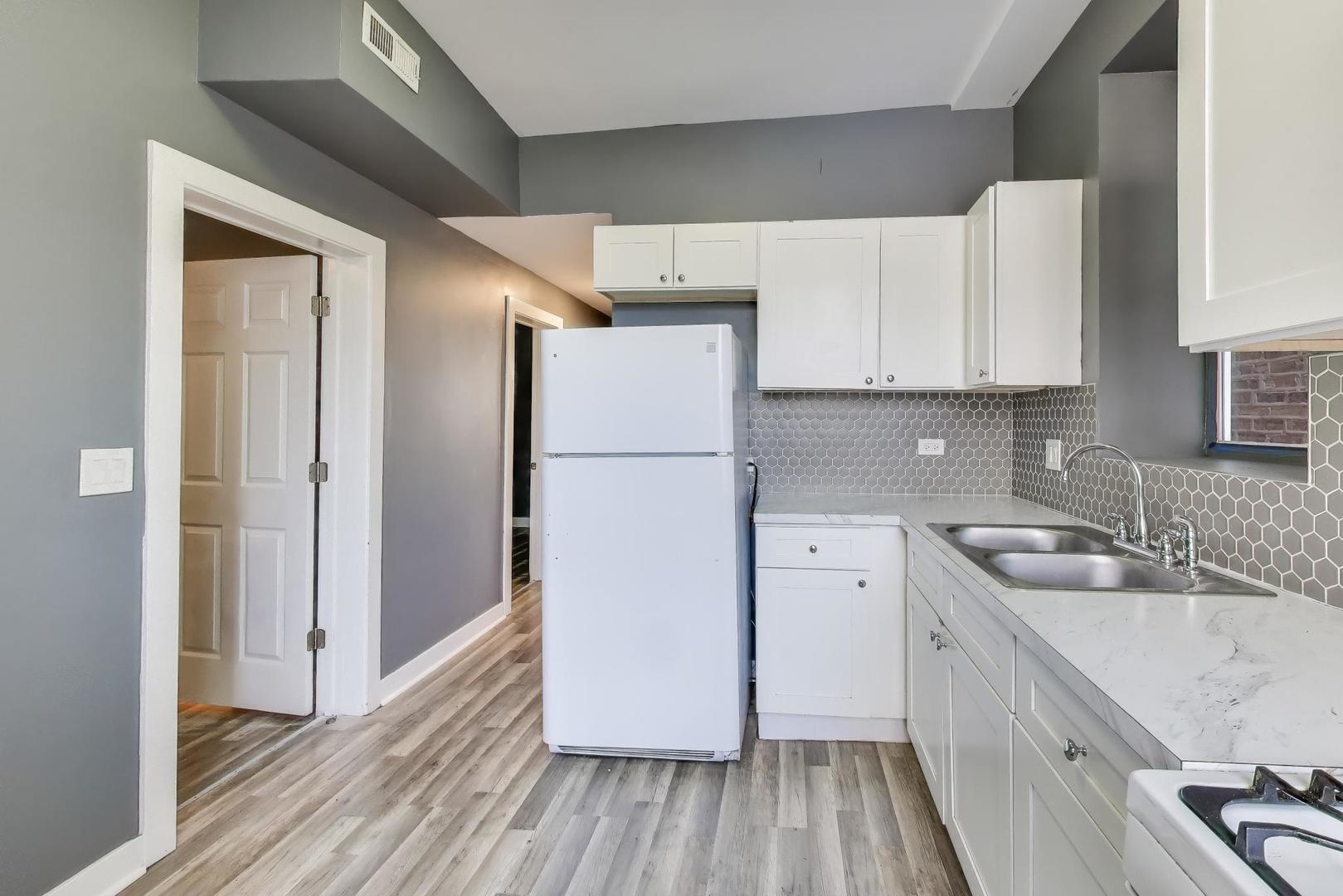 6624 South Rhodes Avenue, Unit 1 Chicago, IL 60637 - Photo 9 of 20