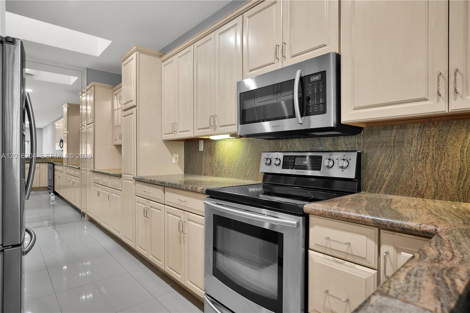 1301 North Riverside Drive, Unit 7 Pompano Beach, FL 33062 - Photo 7 of 48