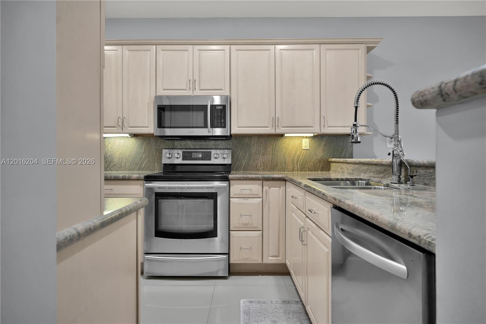 1301 North Riverside Drive, Unit 7 Pompano Beach, FL 33062 - Photo 8 of 48