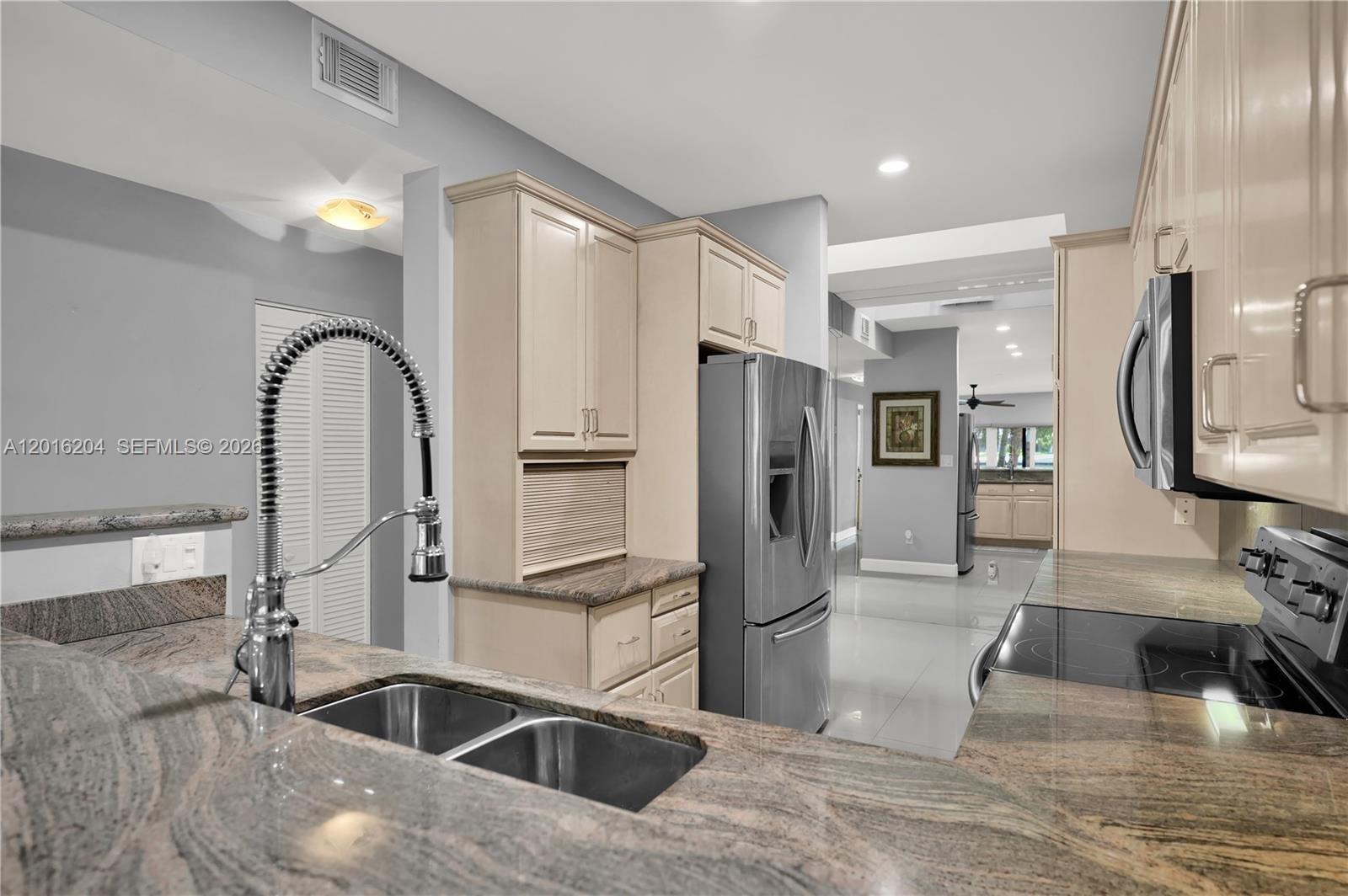 1301 North Riverside Drive, Unit 7 Pompano Beach, FL 33062 - Photo 10 of 48