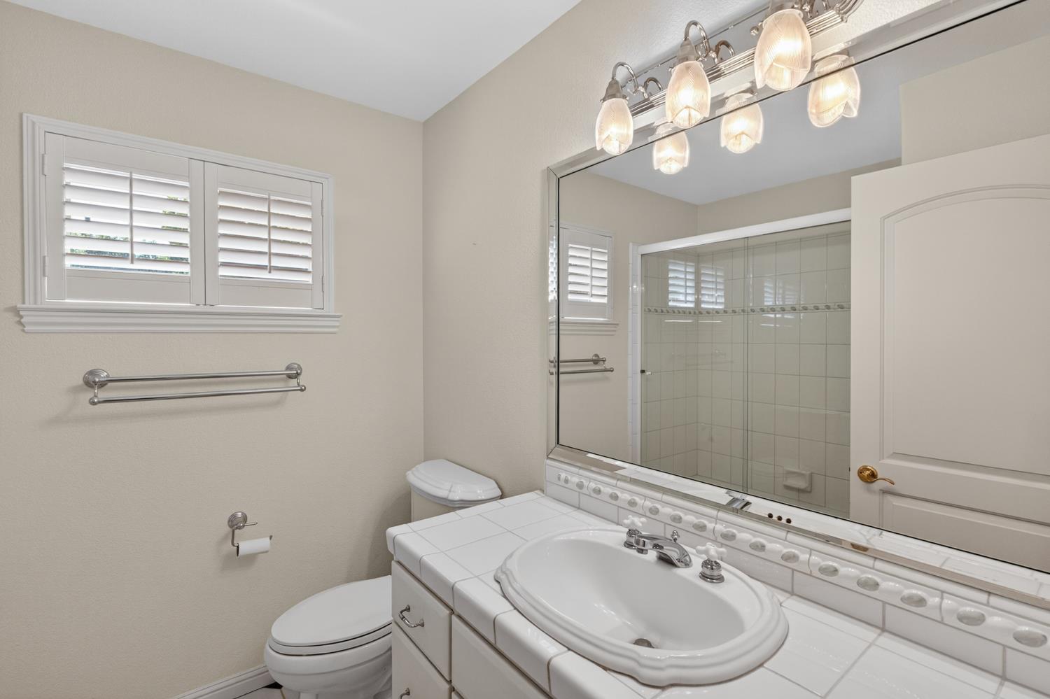 8595 Mackey Road Elk Grove, CA 95624 - Photo 38 of 80