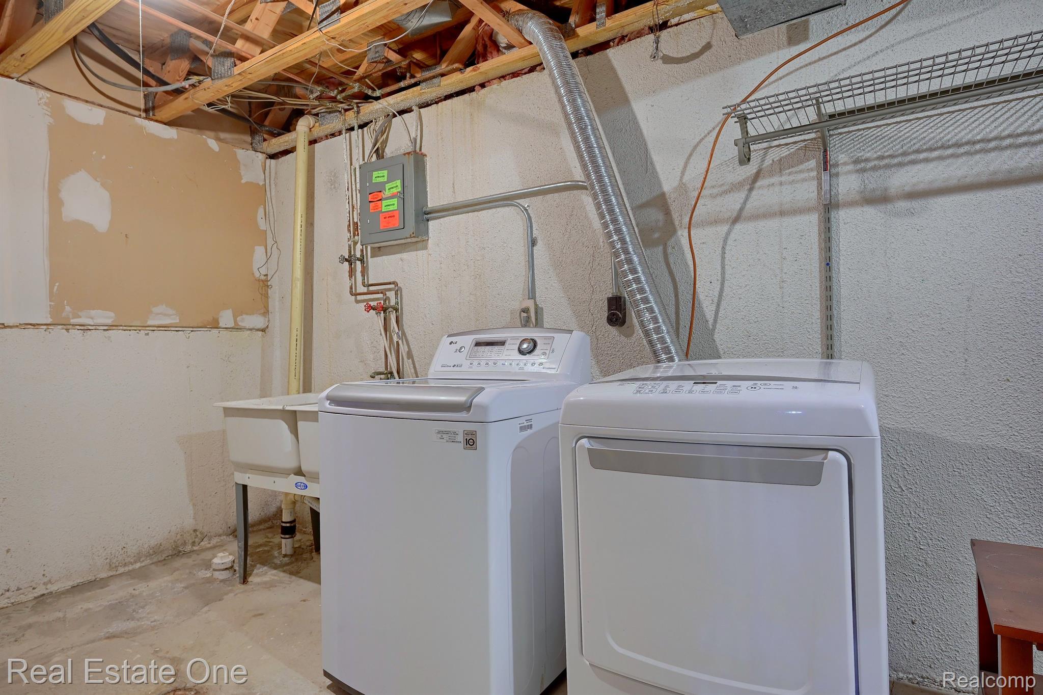 1372 Crescent Lane, Unit 301 Rochester, MI 48306 - Photo 24 of 41 Laundry area includes Washer & Dryer