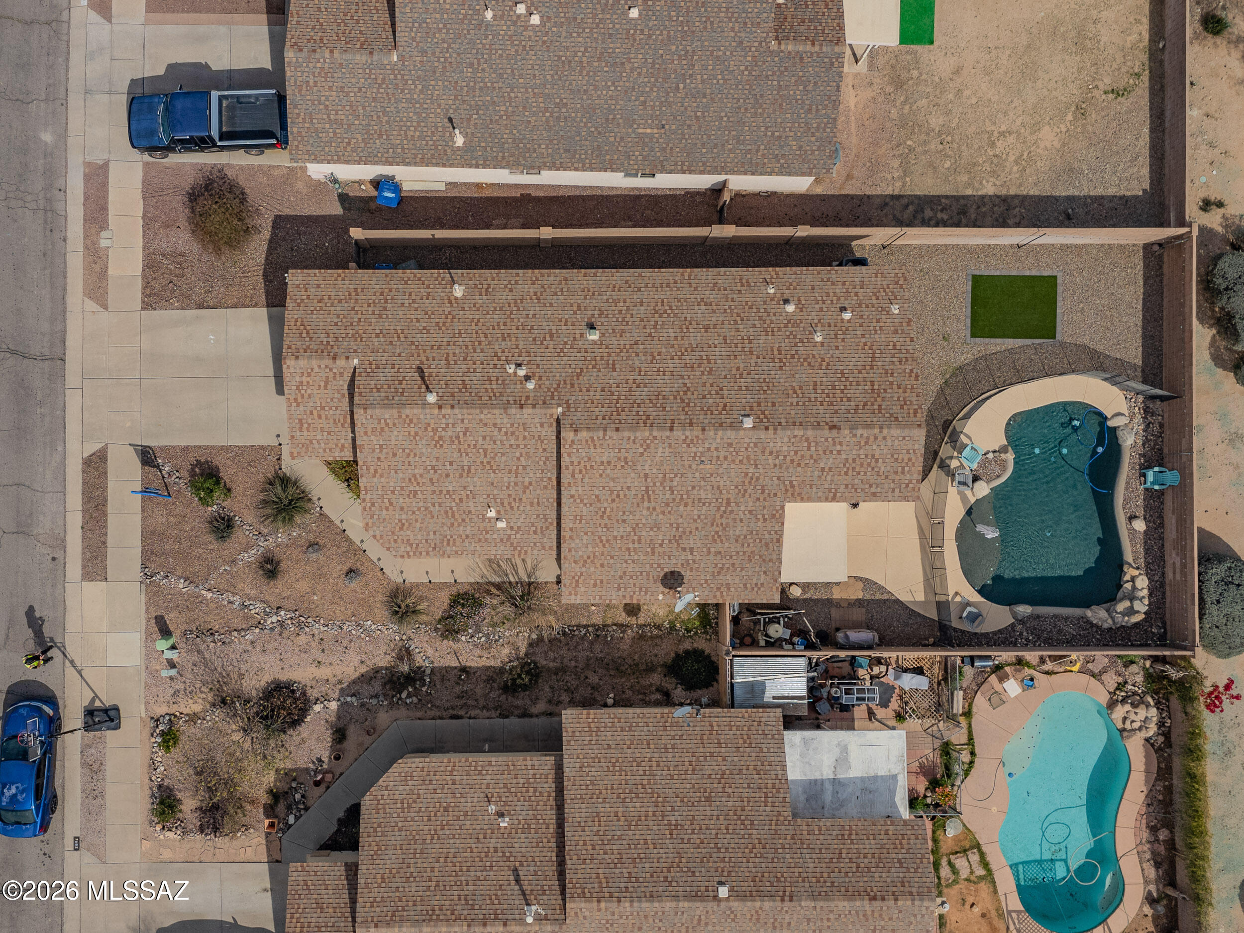7677 South Meadow Spring Way Tucson, AZ 85747 - Photo 5 of 39 006