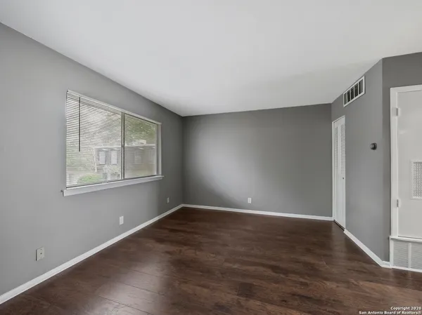 $914 | 1045 Shook Avenue, Unit 134, San Antonio, TX 78212