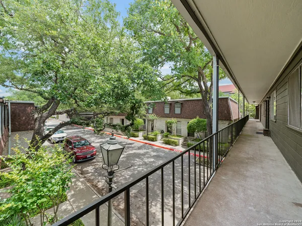 $914 | 1045 Shook Avenue, Unit 134, San Antonio, TX 78212