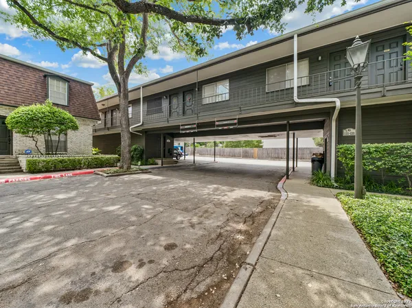 $914 | 1045 Shook Avenue, Unit 134, San Antonio, TX 78212