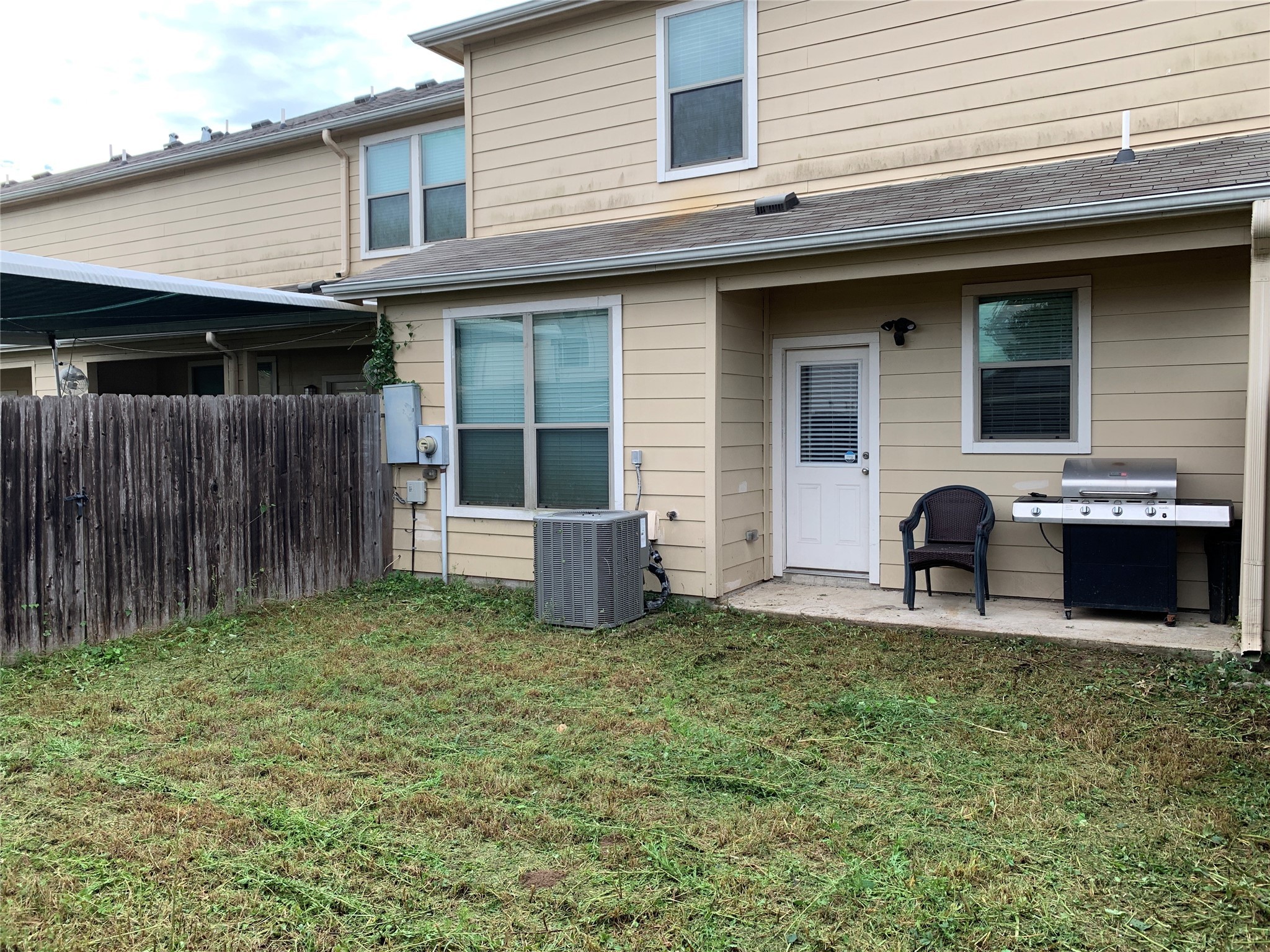 17038 Wilthorne Gardens Court Houston, TX 77084 - Photo 24 of 25 a front view of house with yard