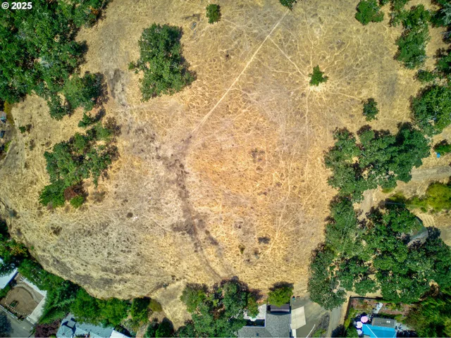 $60,000 | 0 Northeast Crescent Alley, Roseburg, OR 97470