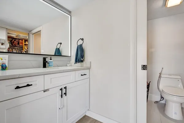 $299,000 | 6193 Balboa Circle, Unit 201, Boca Raton, FL 33433