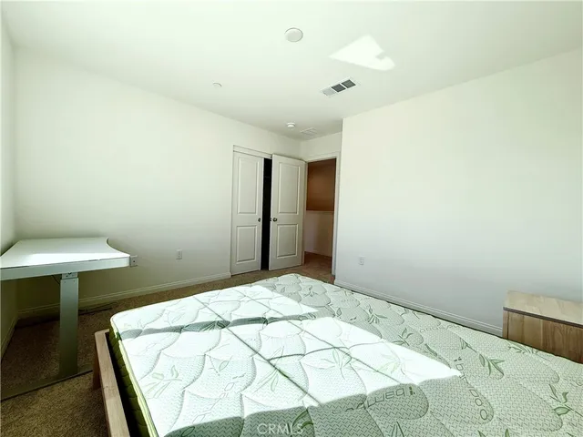 $850 | 21696 Thomas Court, Colton, CA 92324