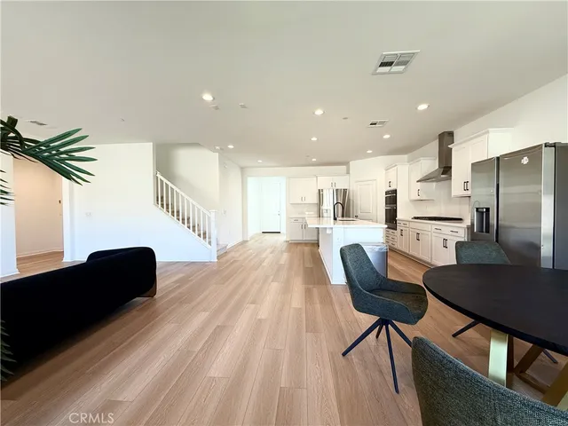 $850 | 21696 Thomas Court, Colton, CA 92324