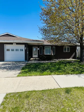 $160,000 | 105 Oscar Avenue North, Canby, MN 56220