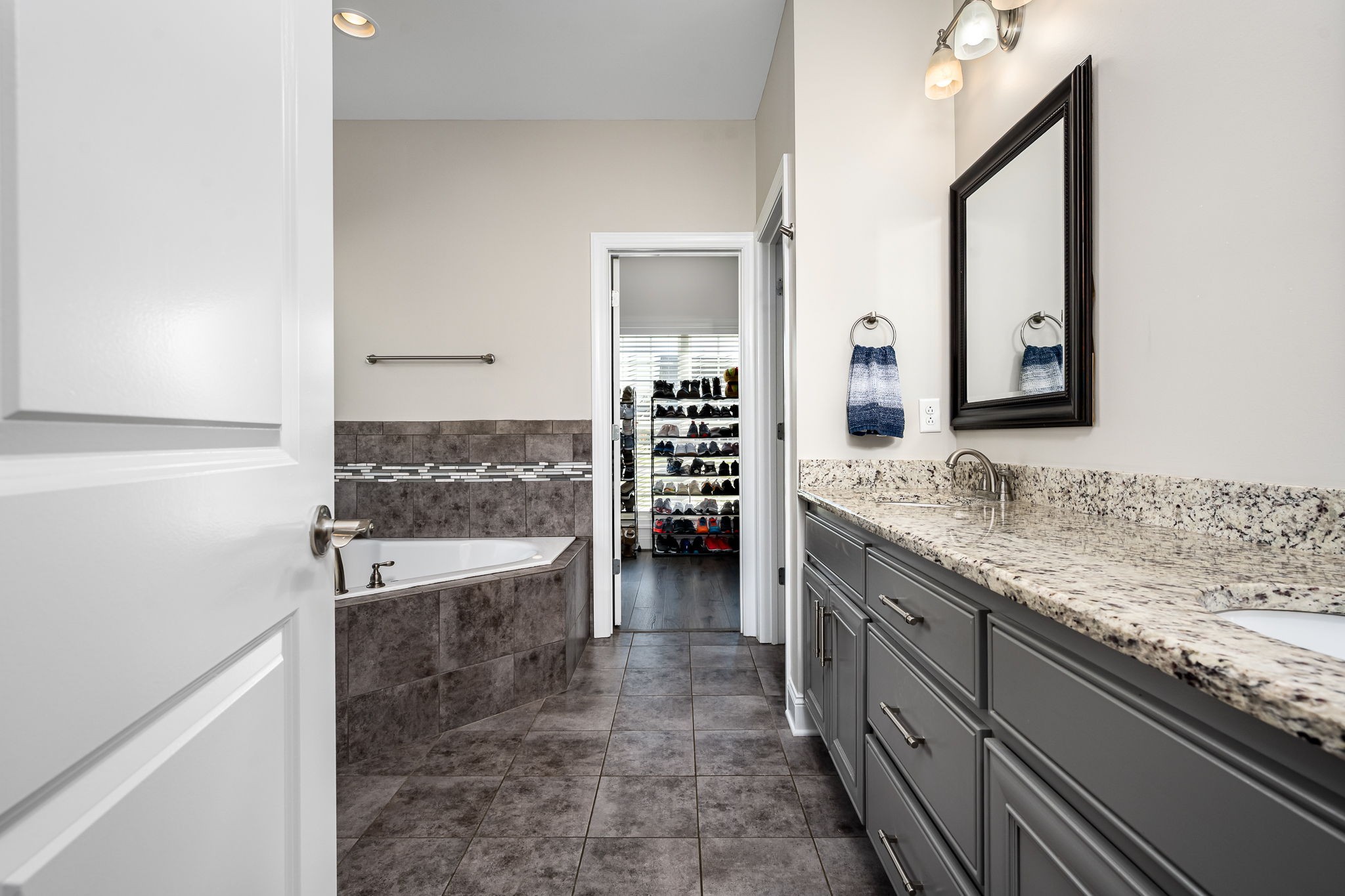 1117 Spring Creek Drive Murfreesboro, TN 37129 - Photo 18 of 58