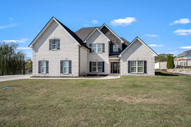 $599,000 | 1117 Spring Creek Drive, Murfreesboro, TN 37129