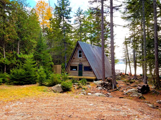 $239,000 | 49 Cozy Corner, Millinocket, ME 04462