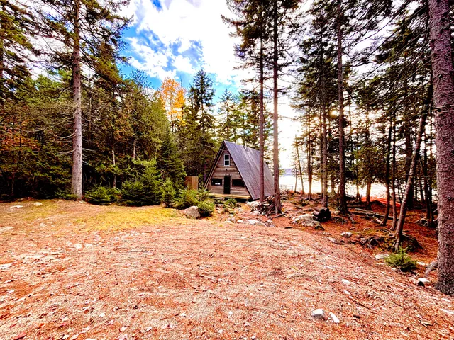 $239,000 | 49 Cozy Corner, Millinocket, ME 04462