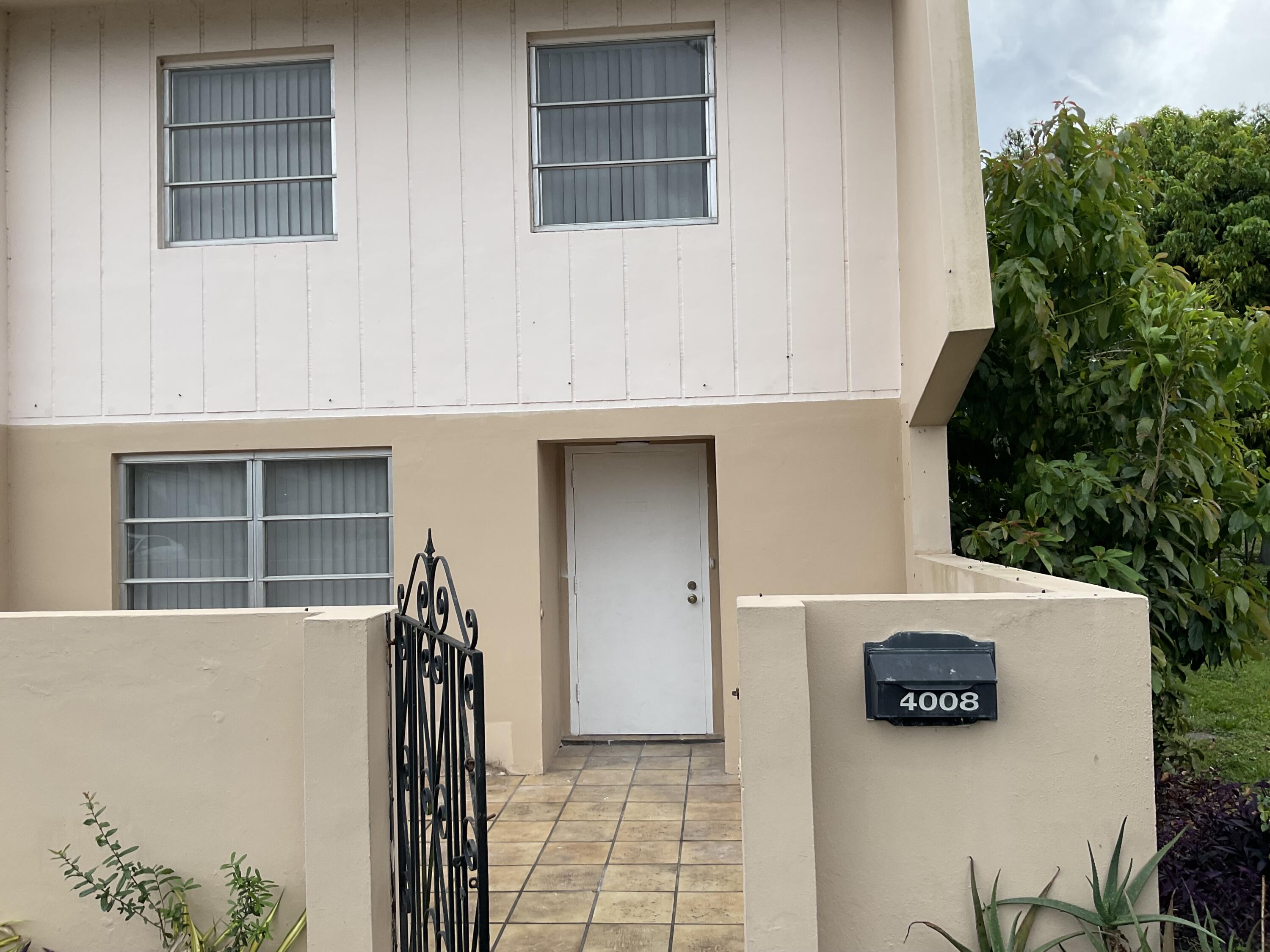 4008 Inverrary Drive, Unit G6 Lauderhill, FL 33319 - Photo 11 of 48 IMG_4291