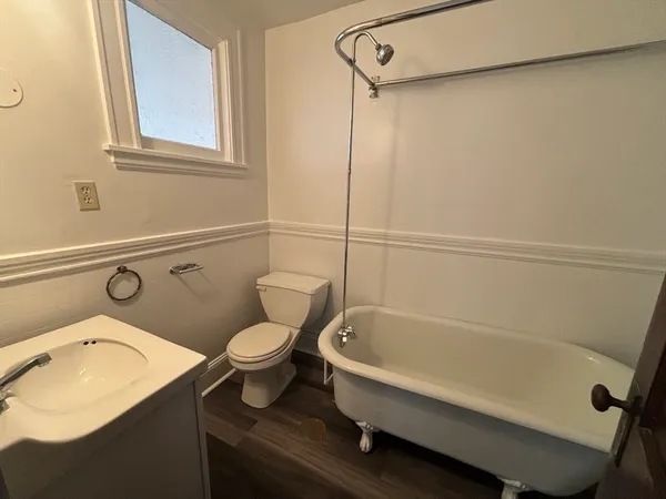 $1,900 | 1 Harbor Street, Unit 1, Salem, MA 01970