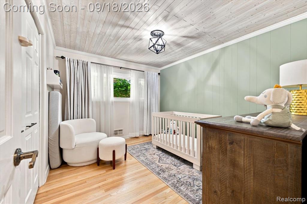 32332 Baintree Road Farmington Hills, MI 48334 - Photo 11 of 26 Gallery Image 11
