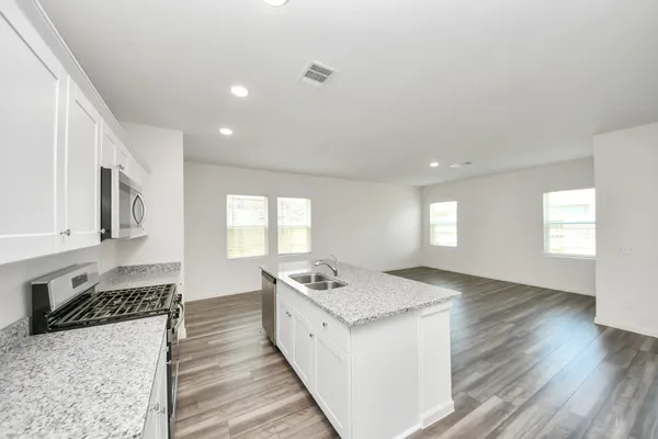 $2,465 | 10314 Tuscan Valley Drive, Unit A, Rosharon, TX 77583