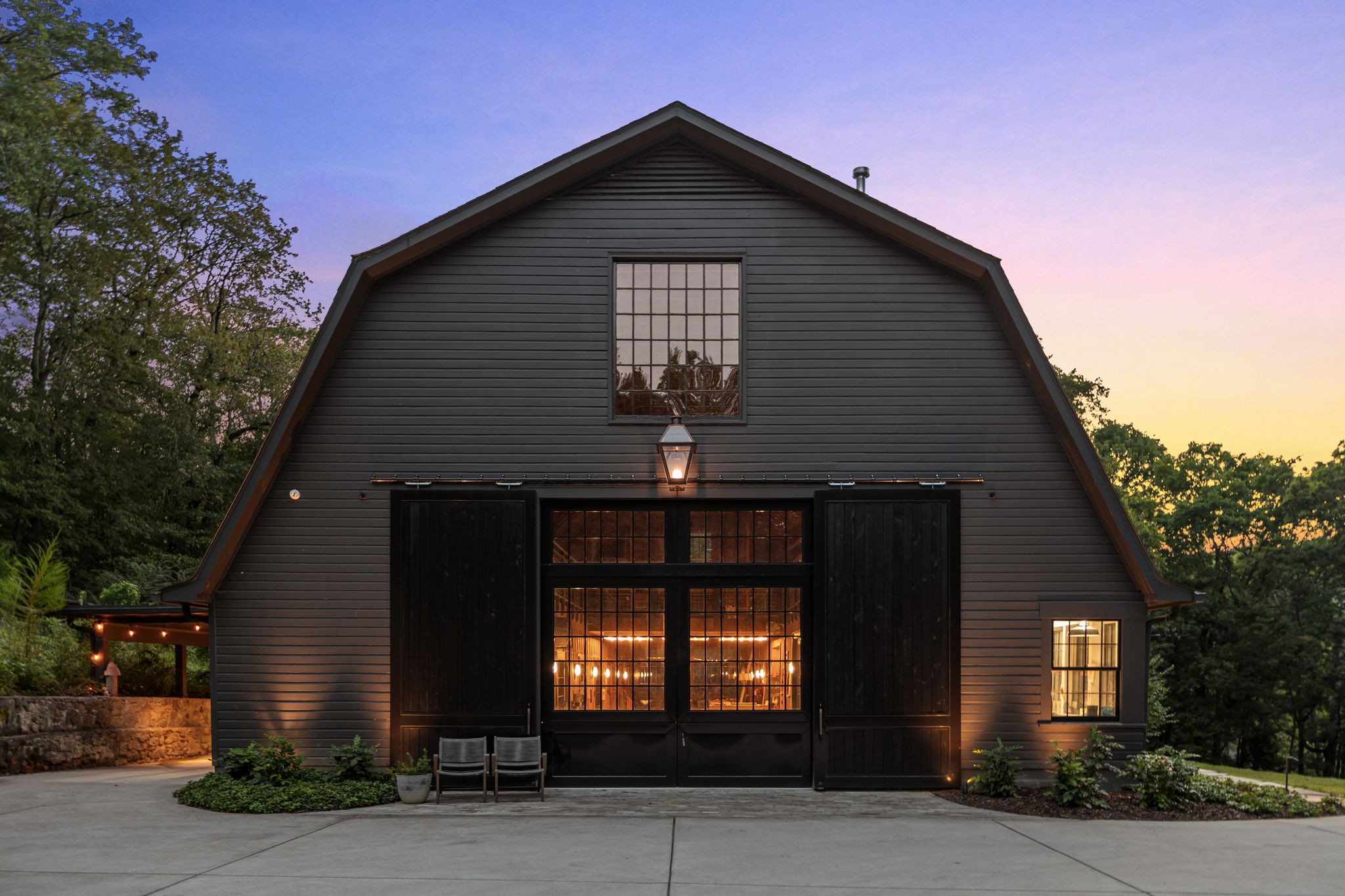 1410 Chickering Road Nashville, TN 37215 - Photo 59 of 68 a front view of a house