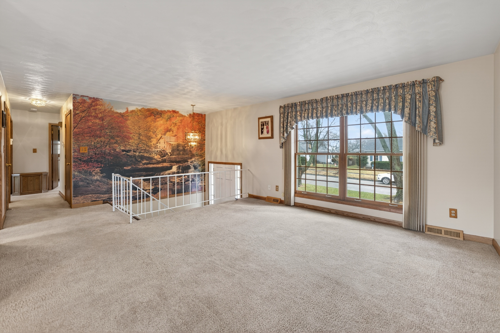 623 Colonial Drive DeKalb, IL 60115 - Photo 8 of 32