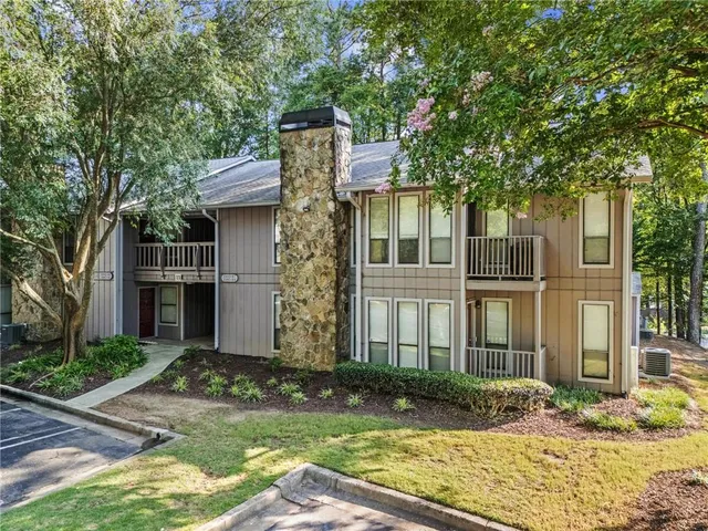 $200,000 | 3991 Woodridge Way, Tucker, GA 30084