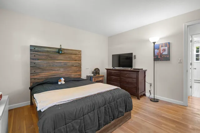 $535,000 | 370 Sagamore Street, Manchester, NH 03104