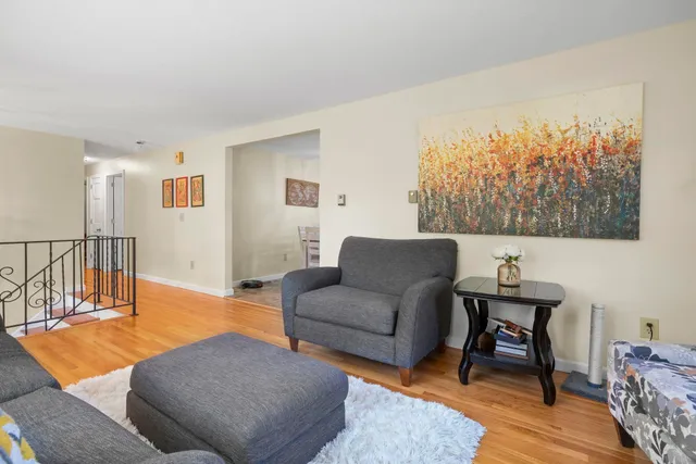 $535,000 | 370 Sagamore Street, Manchester, NH 03104