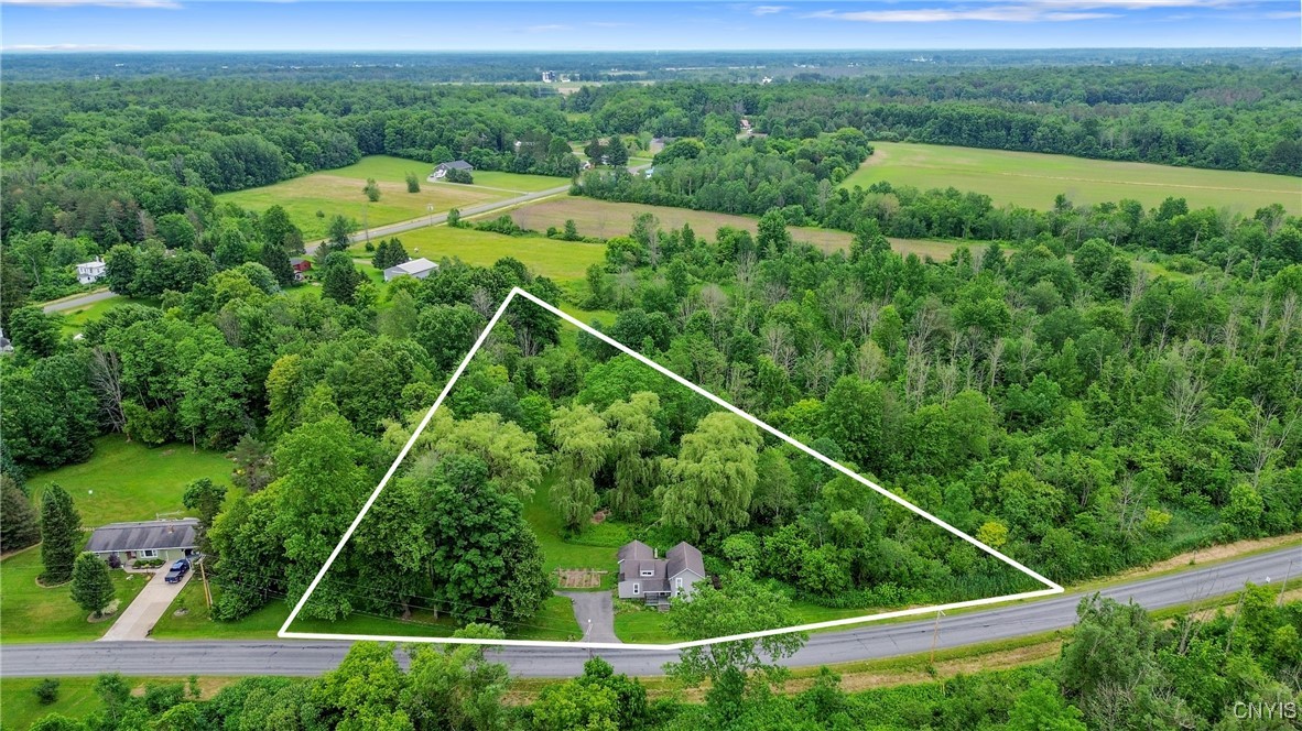 388 Sutton Road Schroeppel, NY 13132 - Photo 2 of 36