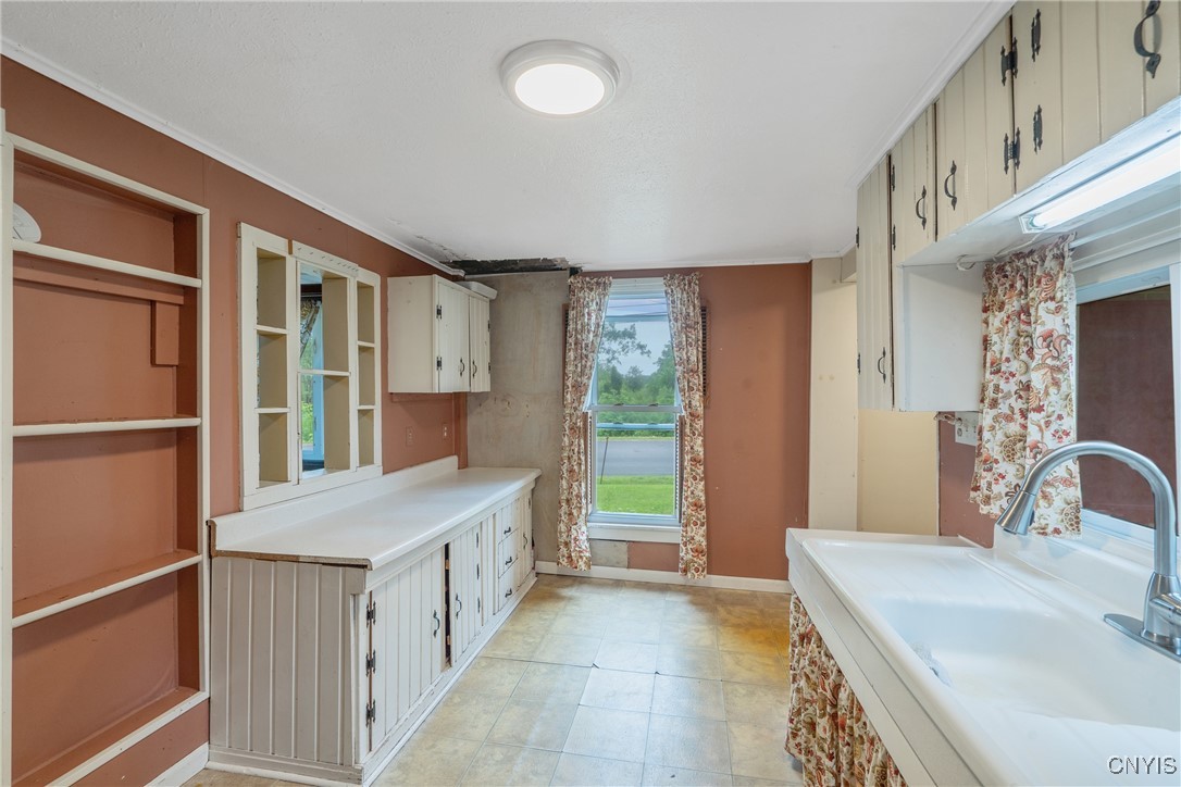 388 Sutton Road Schroeppel, NY 13132 - Photo 21 of 36