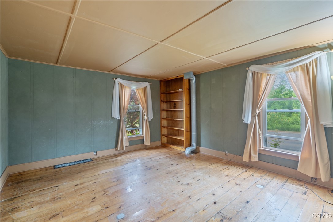 388 Sutton Road Schroeppel, NY 13132 - Photo 22 of 36