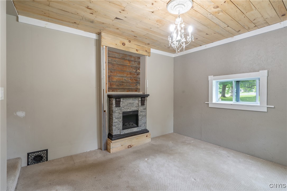 388 Sutton Road Schroeppel, NY 13132 - Photo 25 of 36