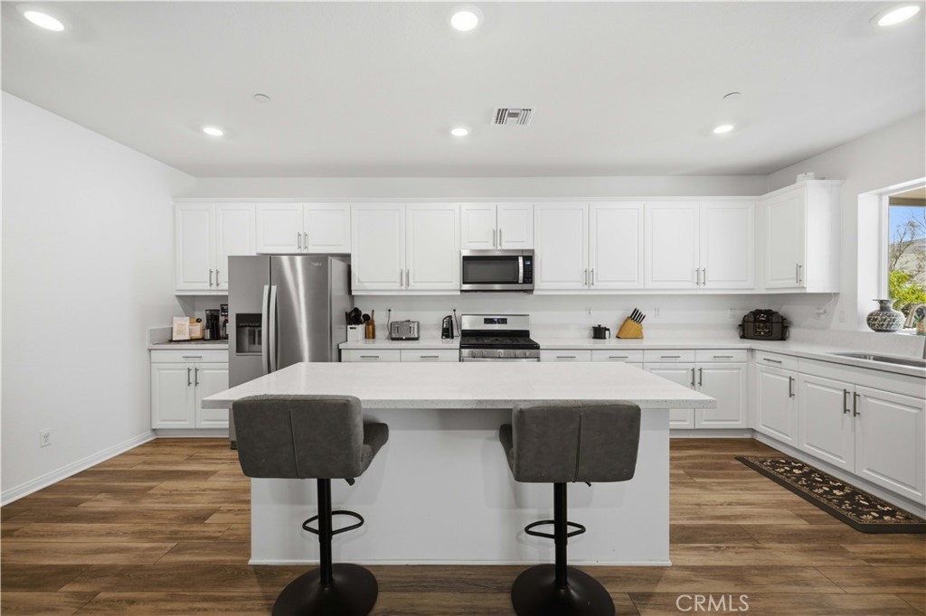 8188 Country Mile Lane Riverside, CA 92507 - Photo 13 of 37