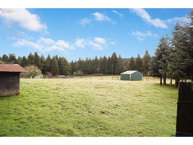 24615 Alpine Road Monroe, OR 97456 - Photo 20 of 32 Gallery Image 20
