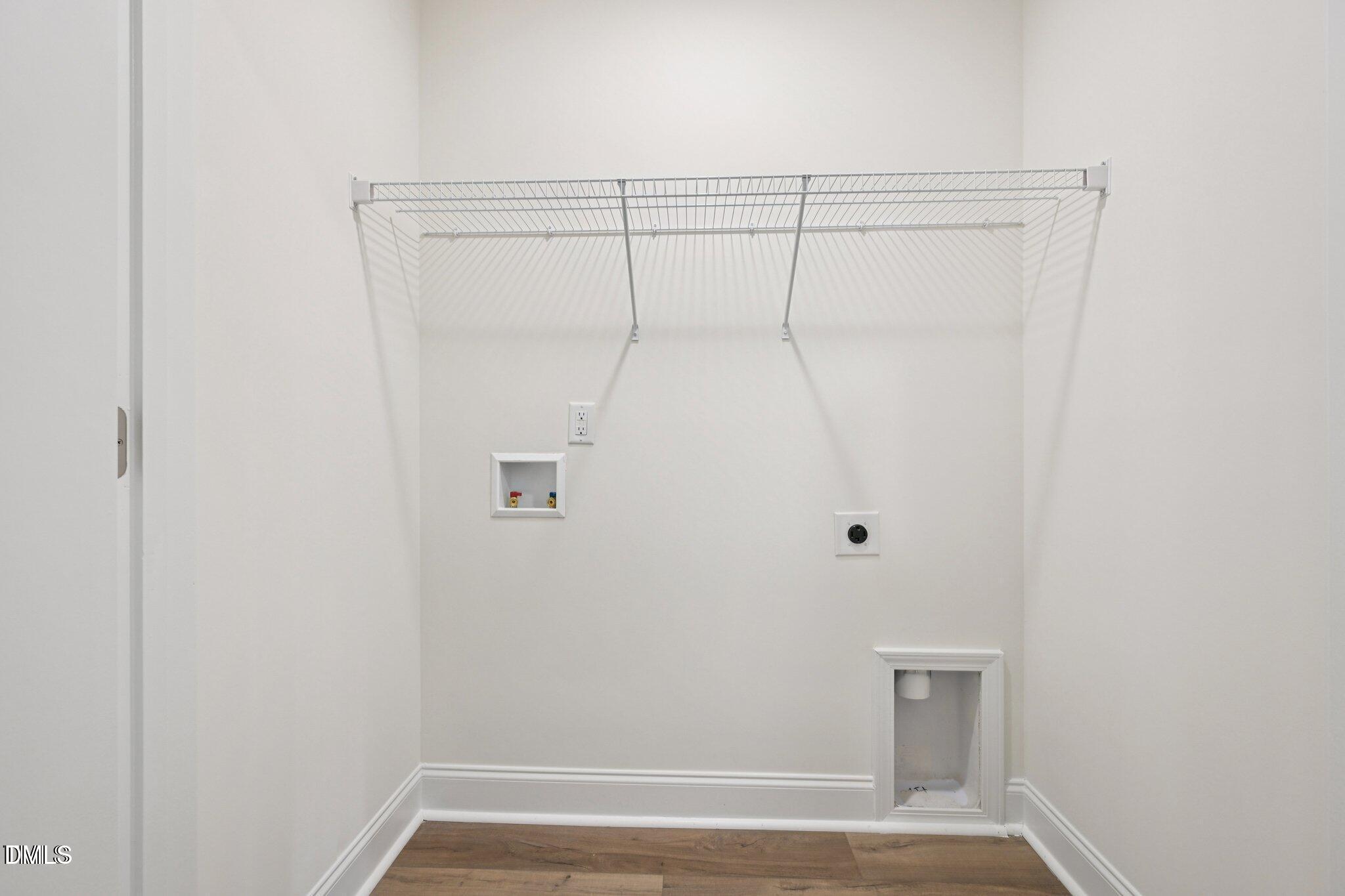 804 Kensley Grv Lane Fuquay-Varina, NC 27526 - Photo 22 of 28 a view of a small room