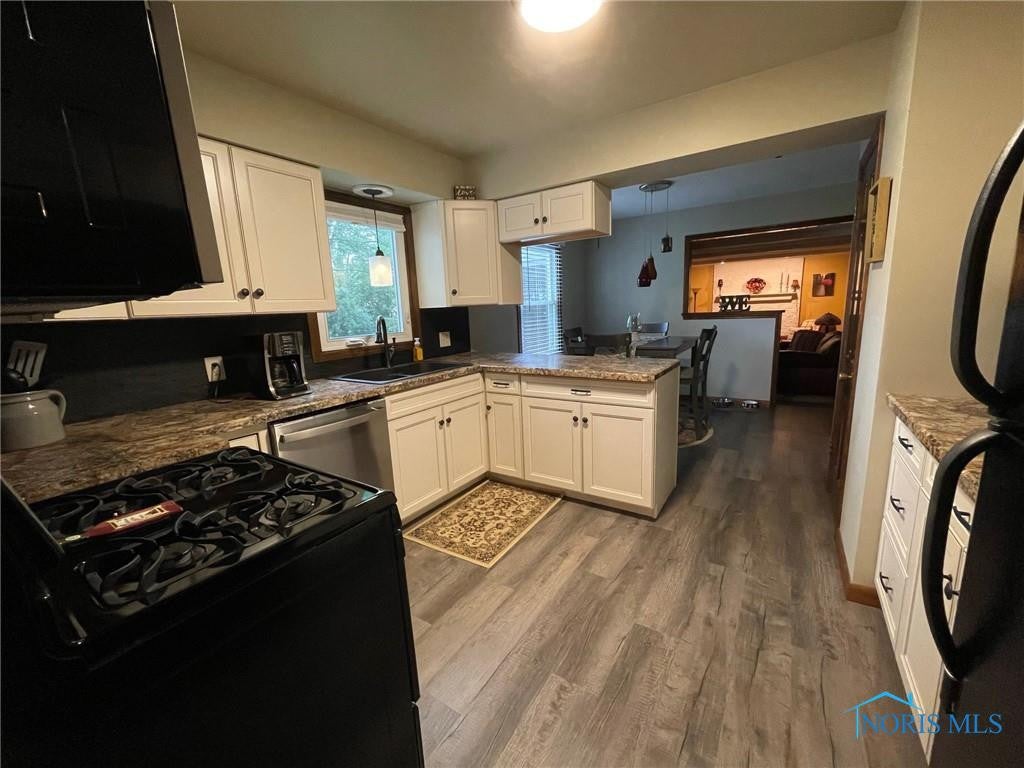 24425 Dunbridge Road Perrysburg, OH 43551 - Photo 16 of 37 Gallery Image 16