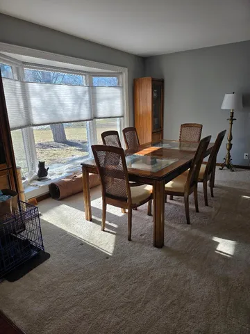 $349,900 | 19 Pasadena Drive, Oswego, IL 60543