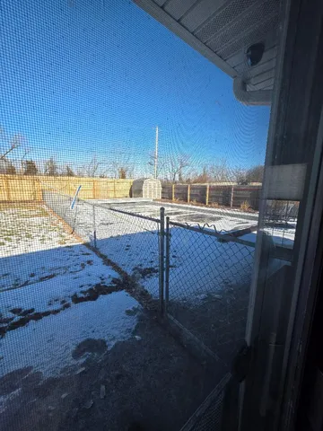 $349,900 | 19 Pasadena Drive, Oswego, IL 60543