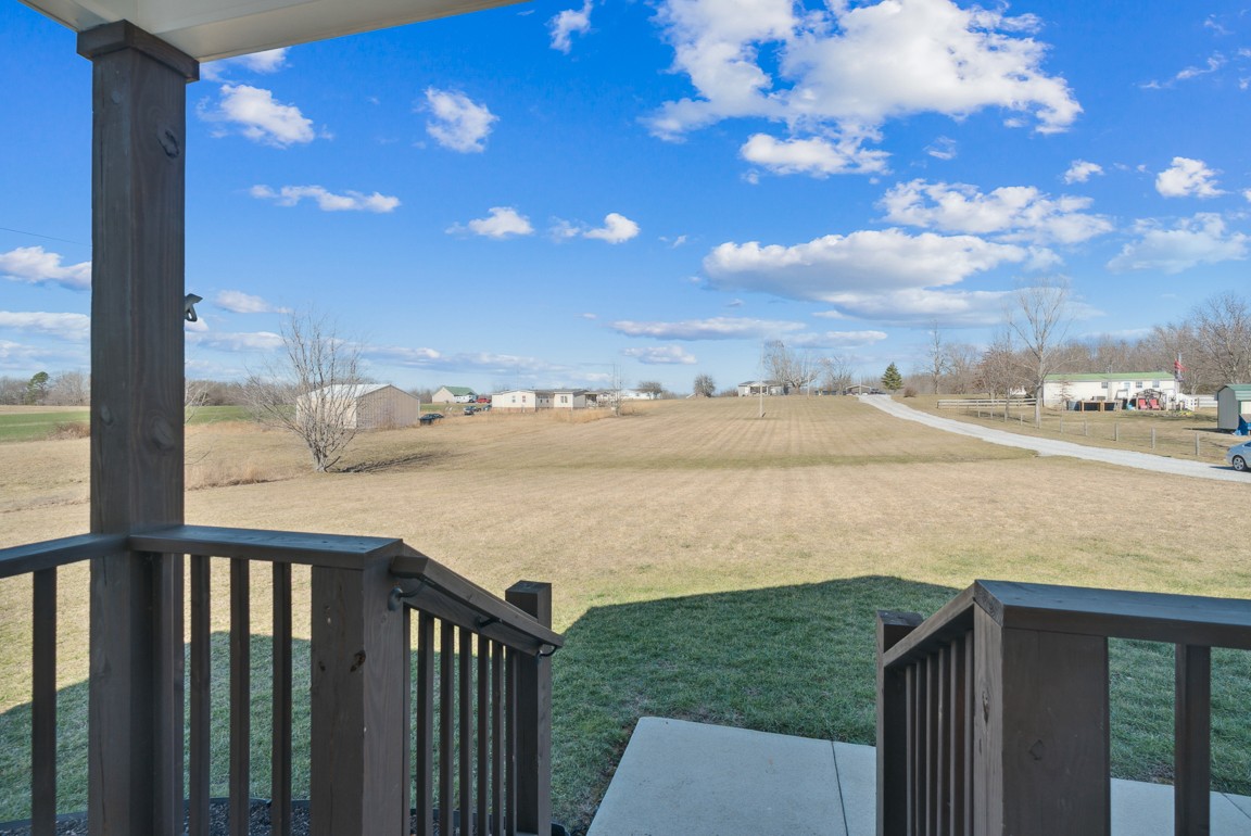 224 Paul Thompson Road Bethpage, TN 37022 - Photo 5 of 25 a view of ocean from a balcony