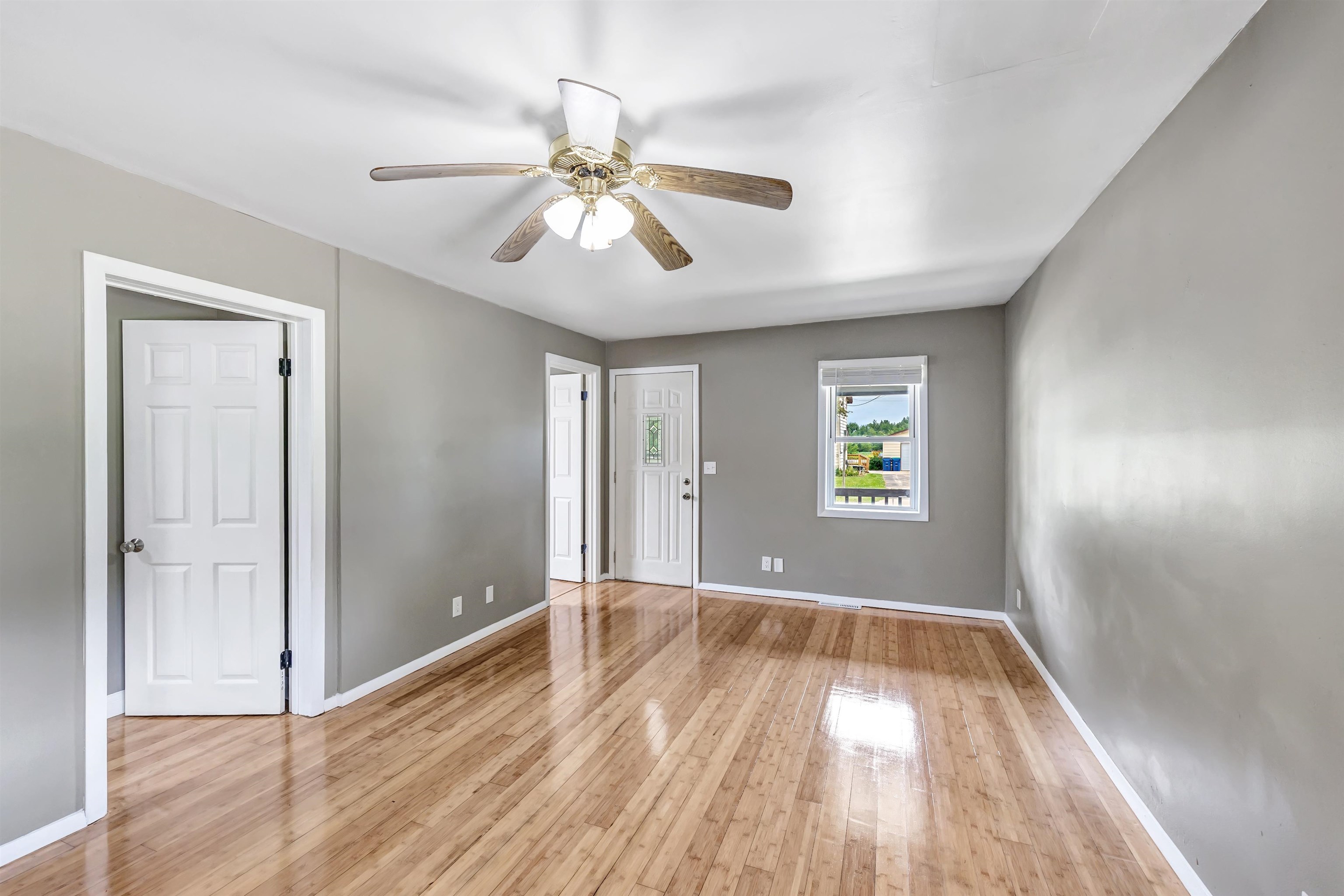 409 Spaulding Street Tigerton, WI 54486 - Photo 4 of 17