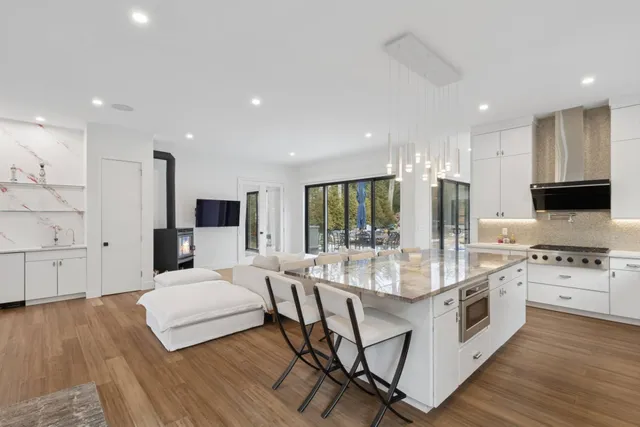 $80,000 | 124 Big Fresh Pond Road, Southampton, NY 11968