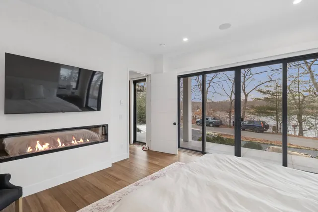 $80,000 | 124 Big Fresh Pond Road, Southampton, NY 11968